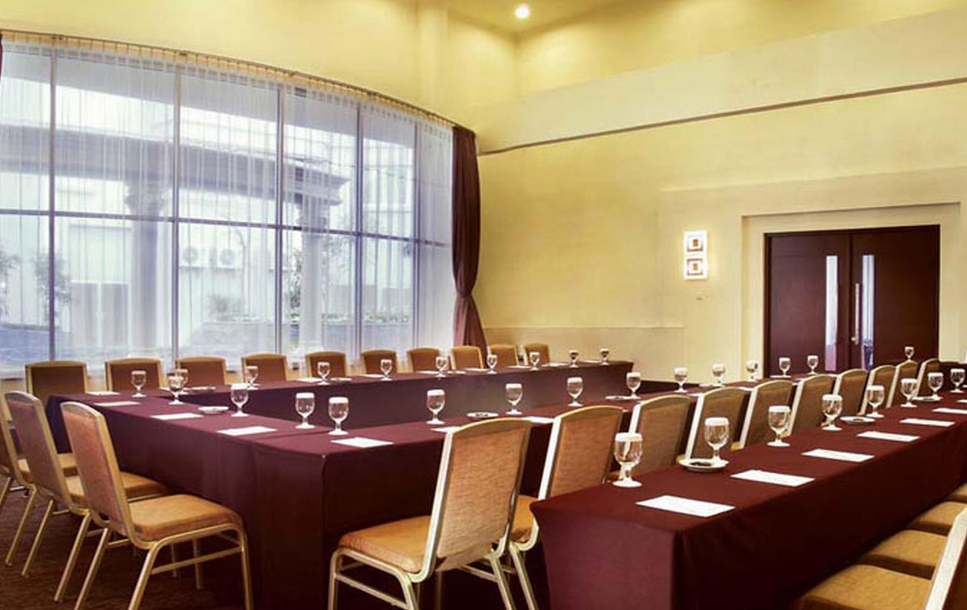 Grand Dafam Ancol Yakarta Exterior foto